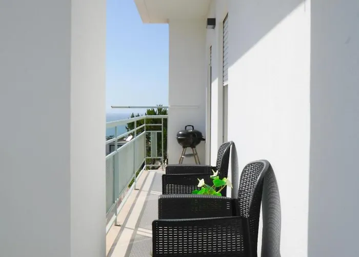 Appartement Rua Professora Virgilia Bloco A Porta N 2 1 Esq *
